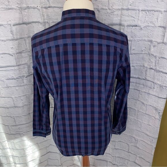 Calvin Klein bodyfit button down dress shirt sz lg - Picture 10 of 10